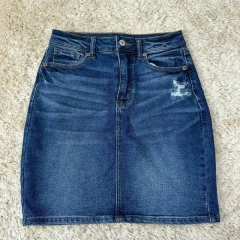 American Eagle Womens Denim  Mom Pencil Skirt size 0